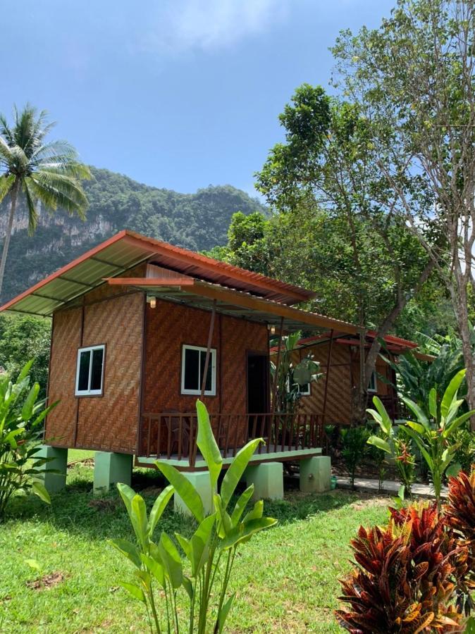 Khaosok Bamboo Huts Resort Khao Sok National Park Ngoại thất bức ảnh