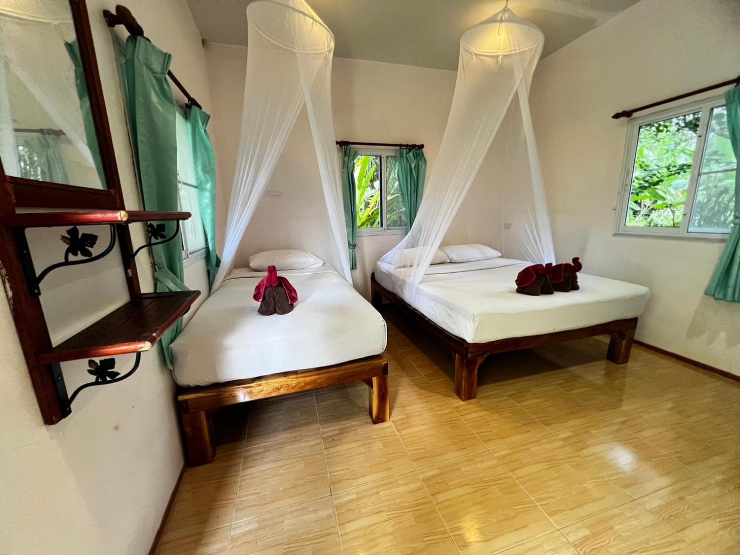 Khaosok Bamboo Huts Resort Khao Sok National Park Ngoại thất bức ảnh