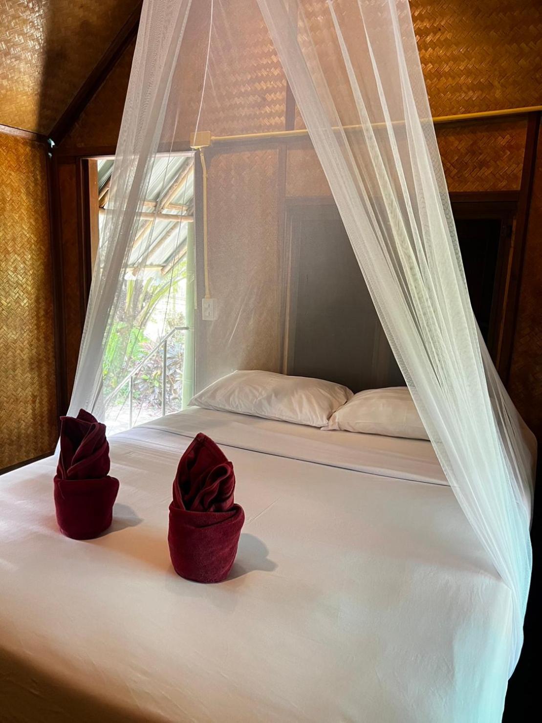 Khaosok Bamboo Huts Resort Khao Sok National Park Ngoại thất bức ảnh