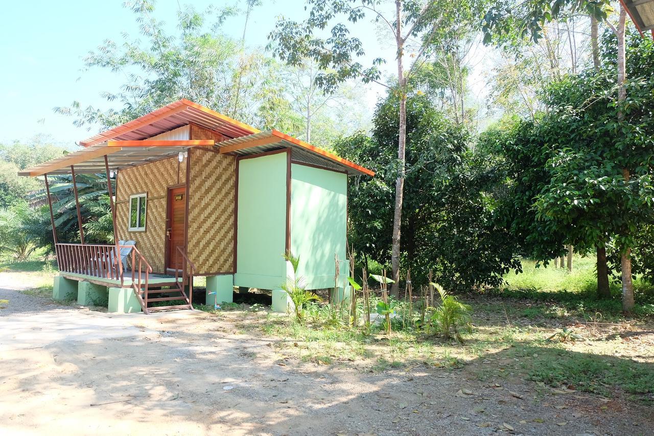 Khaosok Bamboo Huts Resort Khao Sok National Park Ngoại thất bức ảnh
