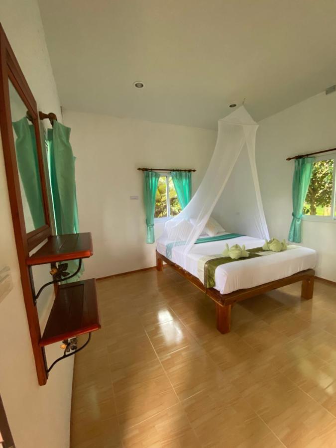 Khaosok Bamboo Huts Resort Khao Sok National Park Ngoại thất bức ảnh