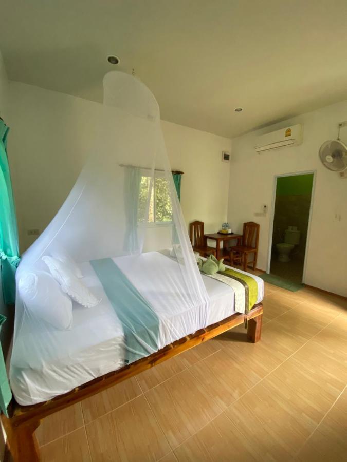 Khaosok Bamboo Huts Resort Khao Sok National Park Ngoại thất bức ảnh