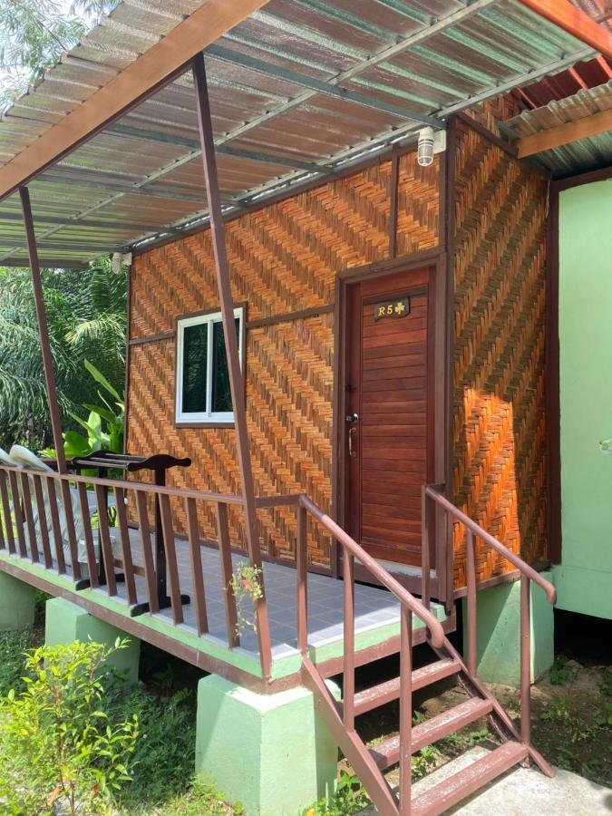 Khaosok Bamboo Huts Resort Khao Sok National Park Ngoại thất bức ảnh